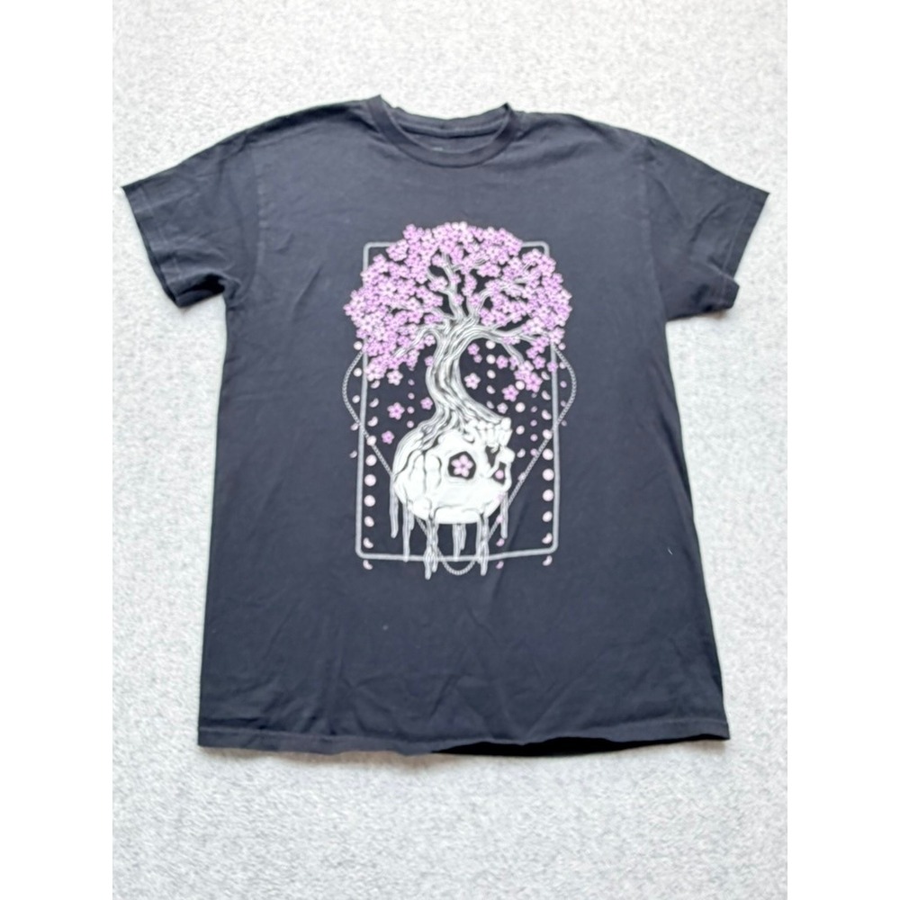 Threadless Spencers Skull Cherry Blossom Tree Graphic T-Shirt Black Mens Medium